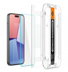 Folie pentru iPhone 15 - Spigen Glas.TR EZ FIT - Clear