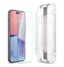 Folie pentru iPhone 15 - Spigen Glas.TR EZ FIT - Clear