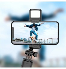 Selfie Stick cu Telecomanda si Lumina LED, 67cm - Techsuit (S03-S) - Negru